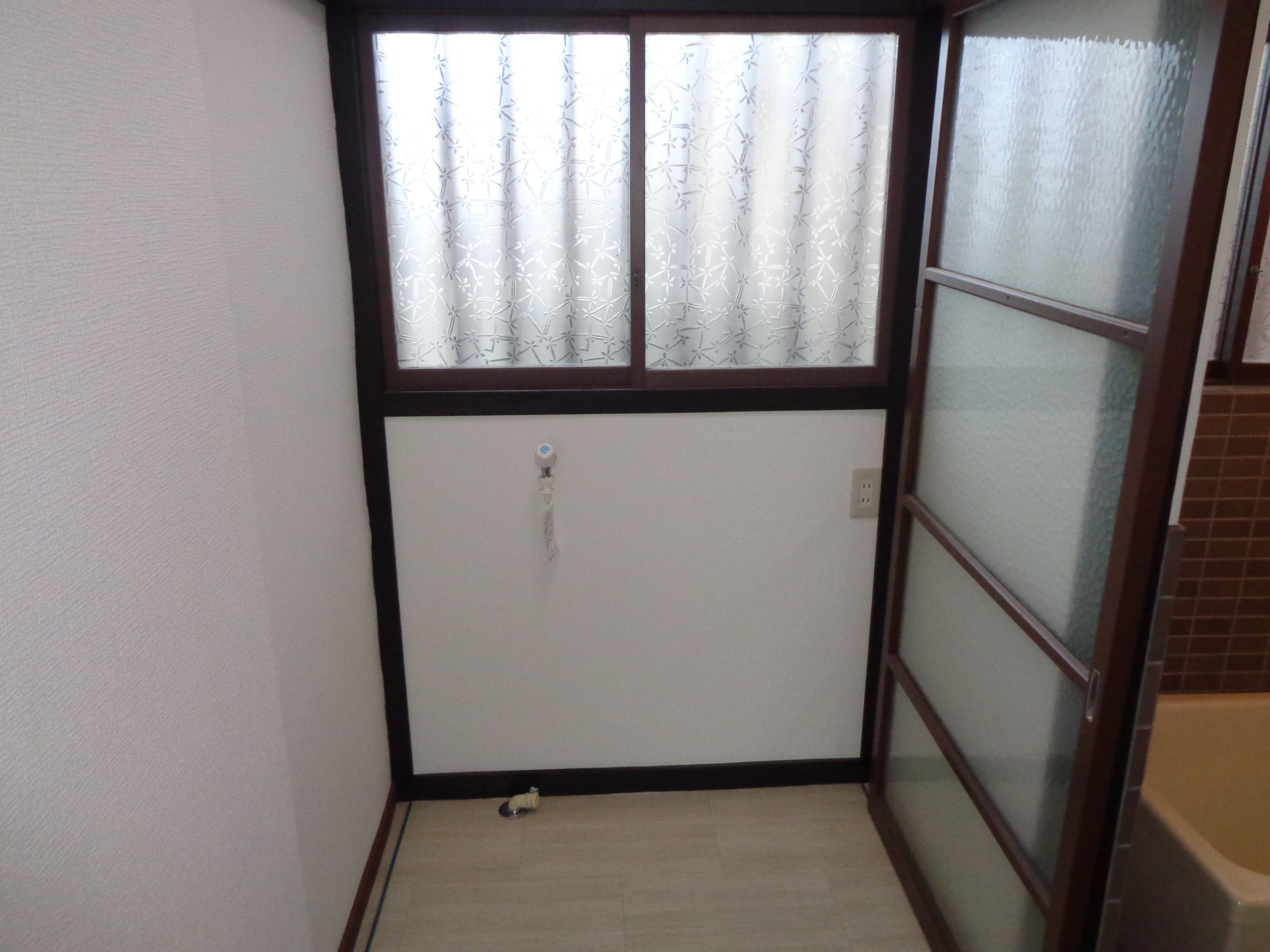 鳥居ヶ丘貸家   南東角